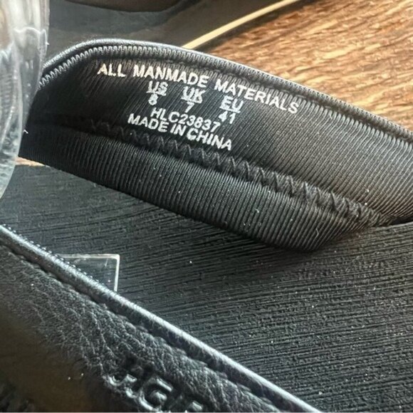 Black Flip Flops with Quilted Strap with Arch Support Size 8 - Picture 7 of 11